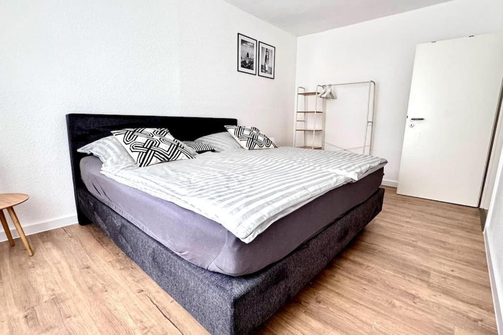 Moderne Wohnung In Stadionnaehe Mit Parkplatz Dortmund Exterior foto